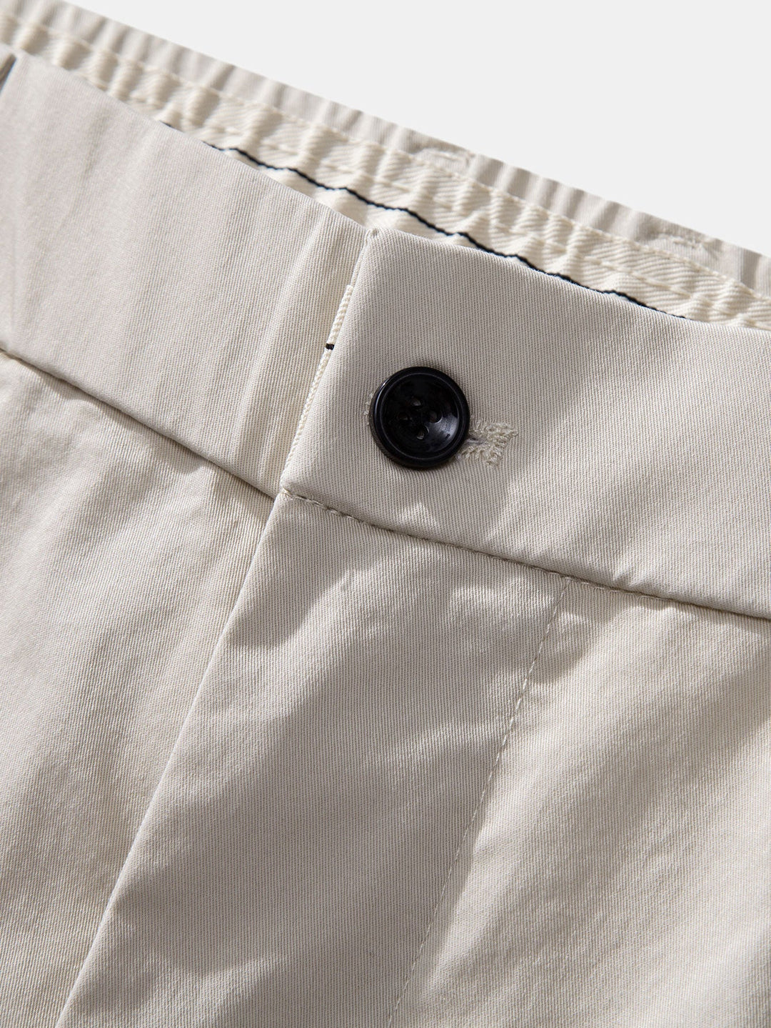 Pantaloni dritti con vita elastica