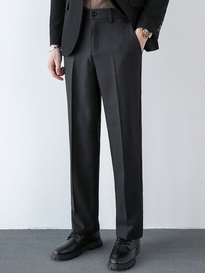 Pantaloni a taglio regolare