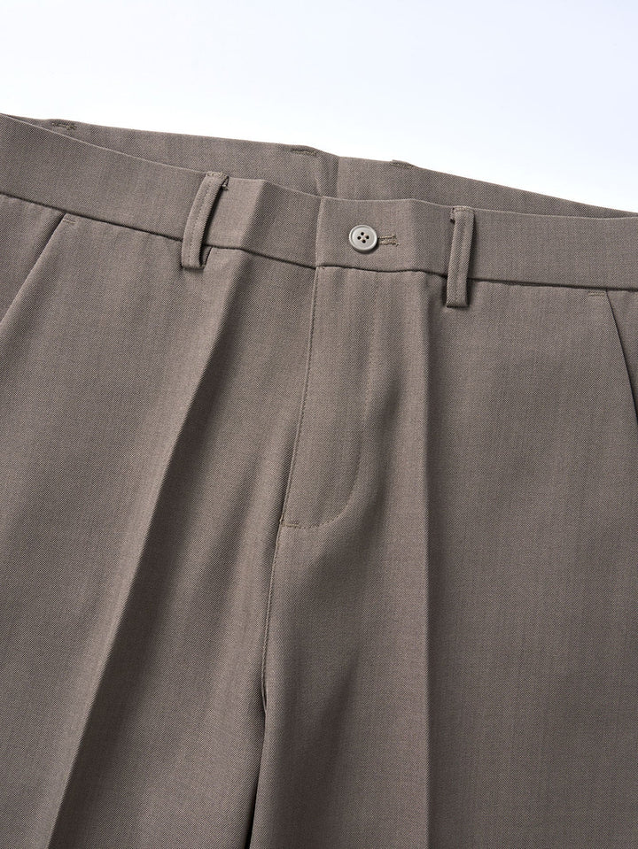 Pantaloni a taglio regolare