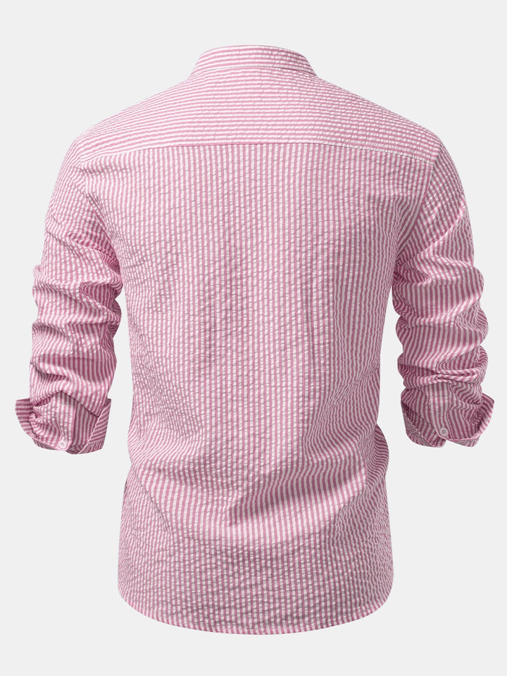 Camicia a righe in seersucker con colletto alto