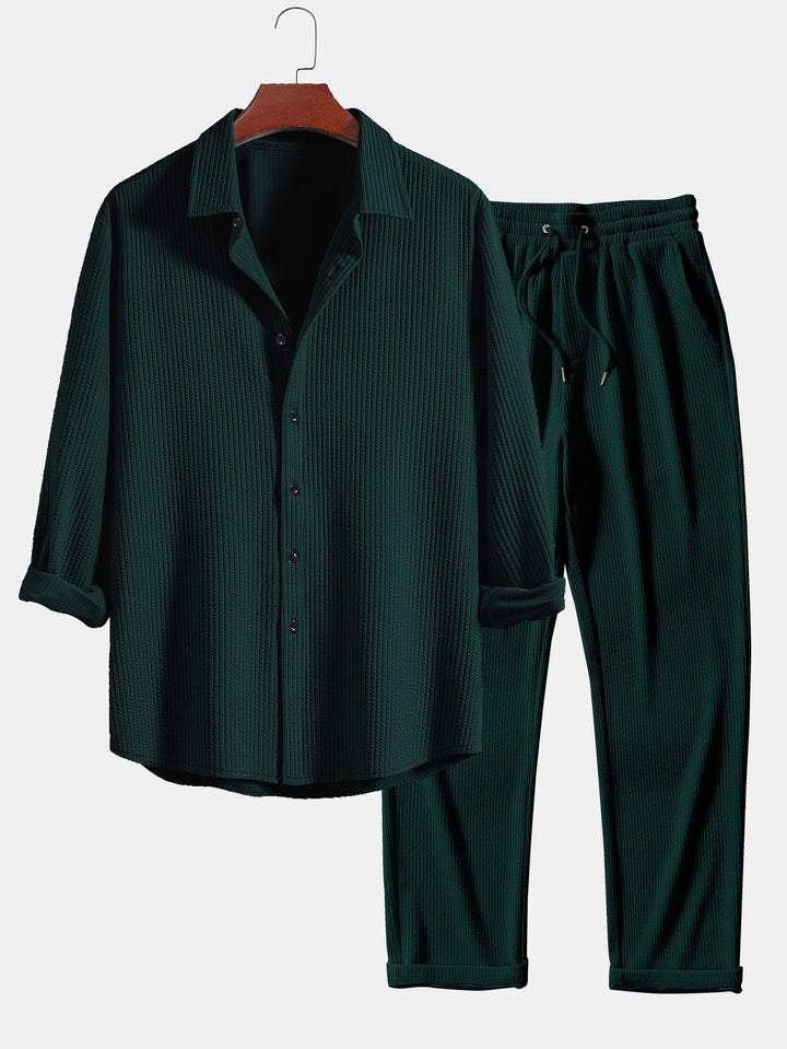 Camicia a righe a maniche lunghe, taglio muscolare, con bottoni & pantaloni a righe a gamba dritta