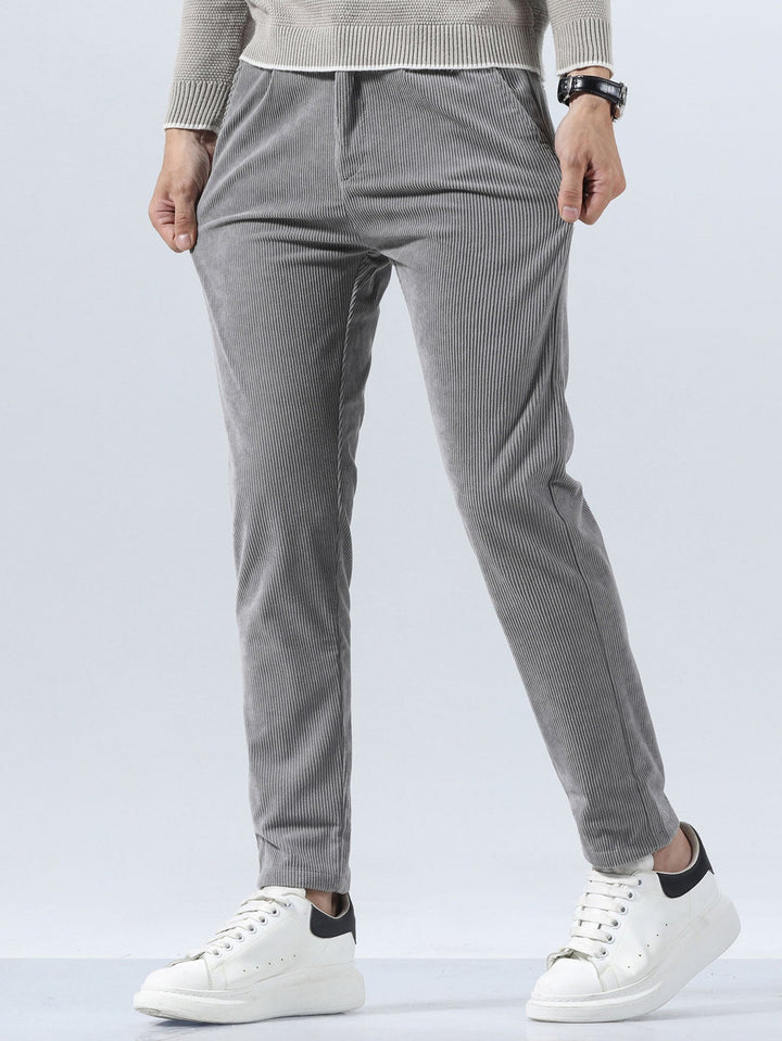 Pantaloni in velluto a coste slim fit