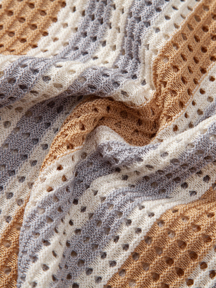 Camicia in crochet a occhielli a righe