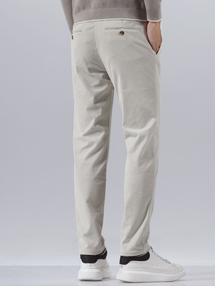 Pantaloni in velluto a coste slim fit