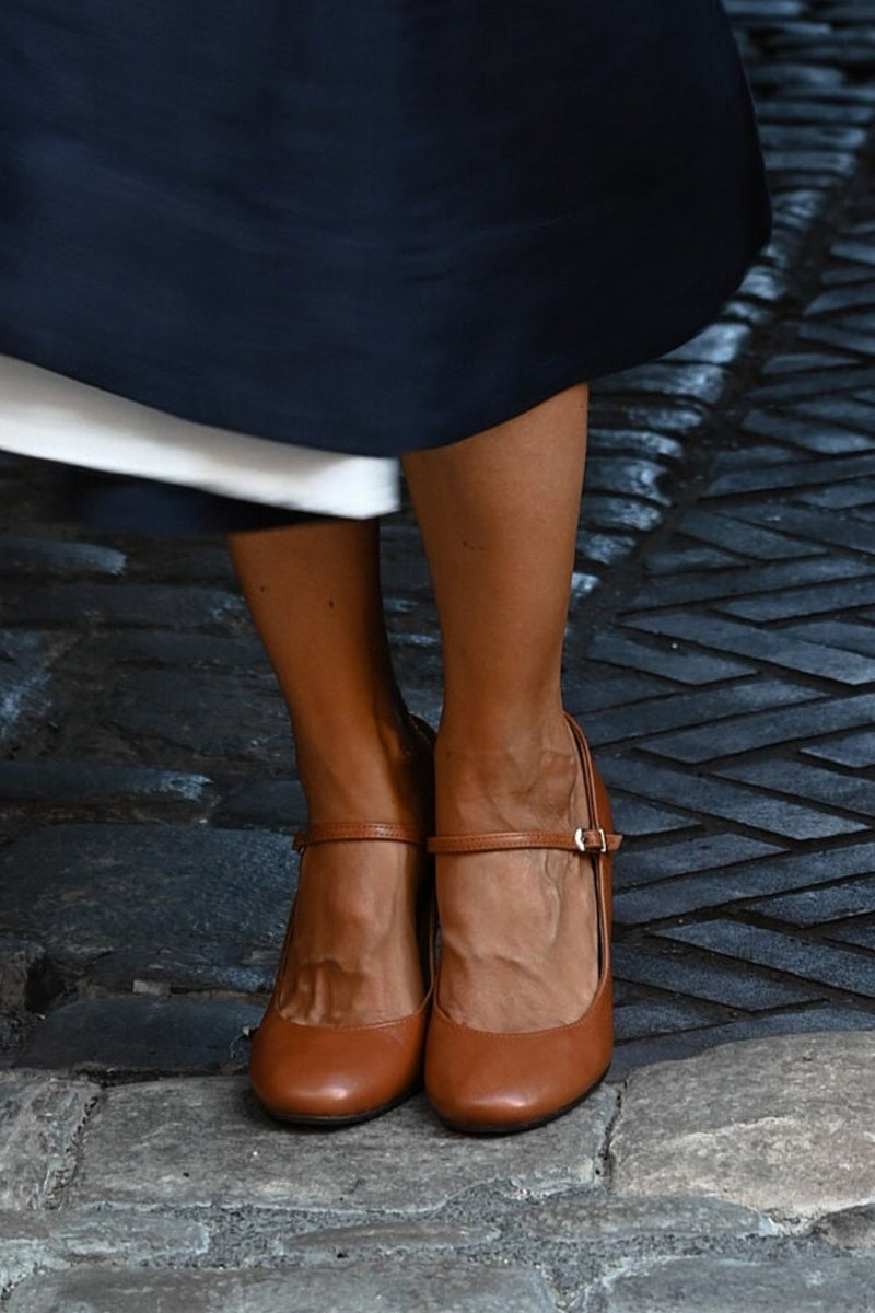 Bravina | Sandali quotidiani con cinturino su tacco basso