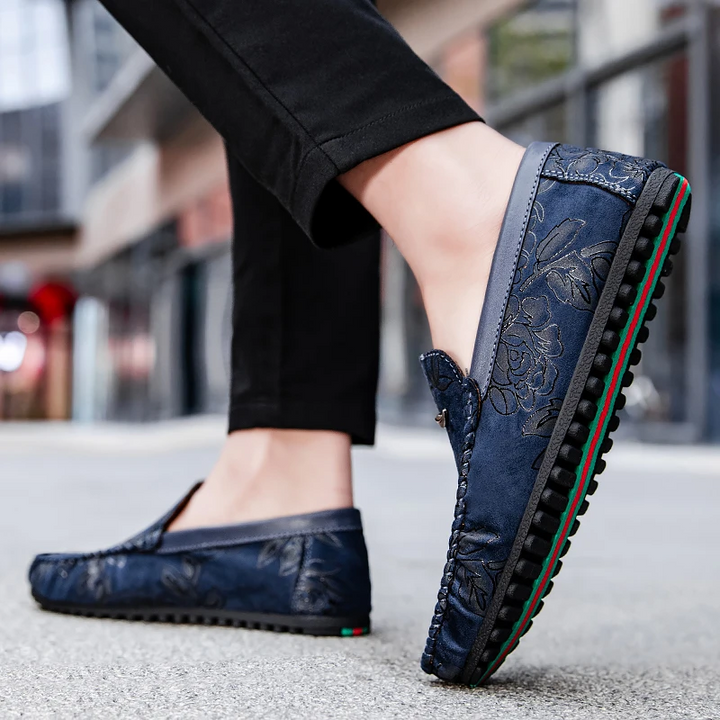 Mocassini in pelle a fiori