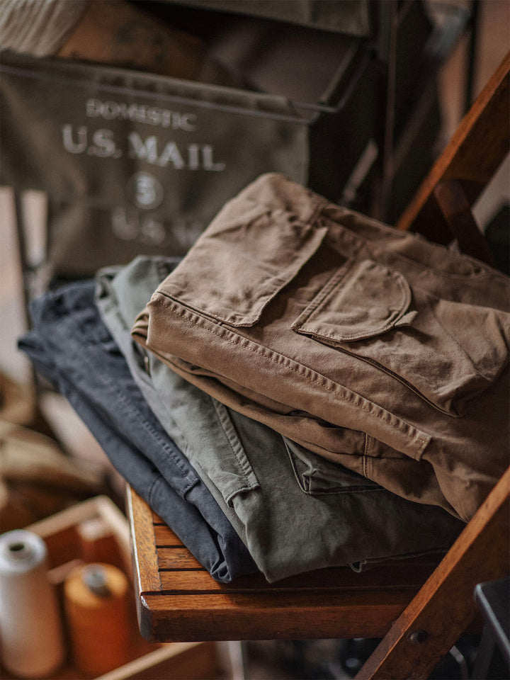 Emine™ | Salopette blu scuro robusta