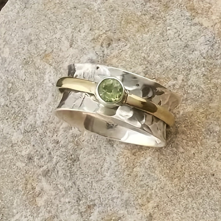 Anello in zirconio verde elegante
