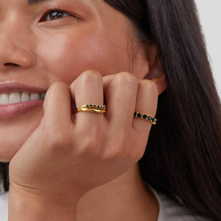 Mary - Anello sovrapposto in verde smeraldo